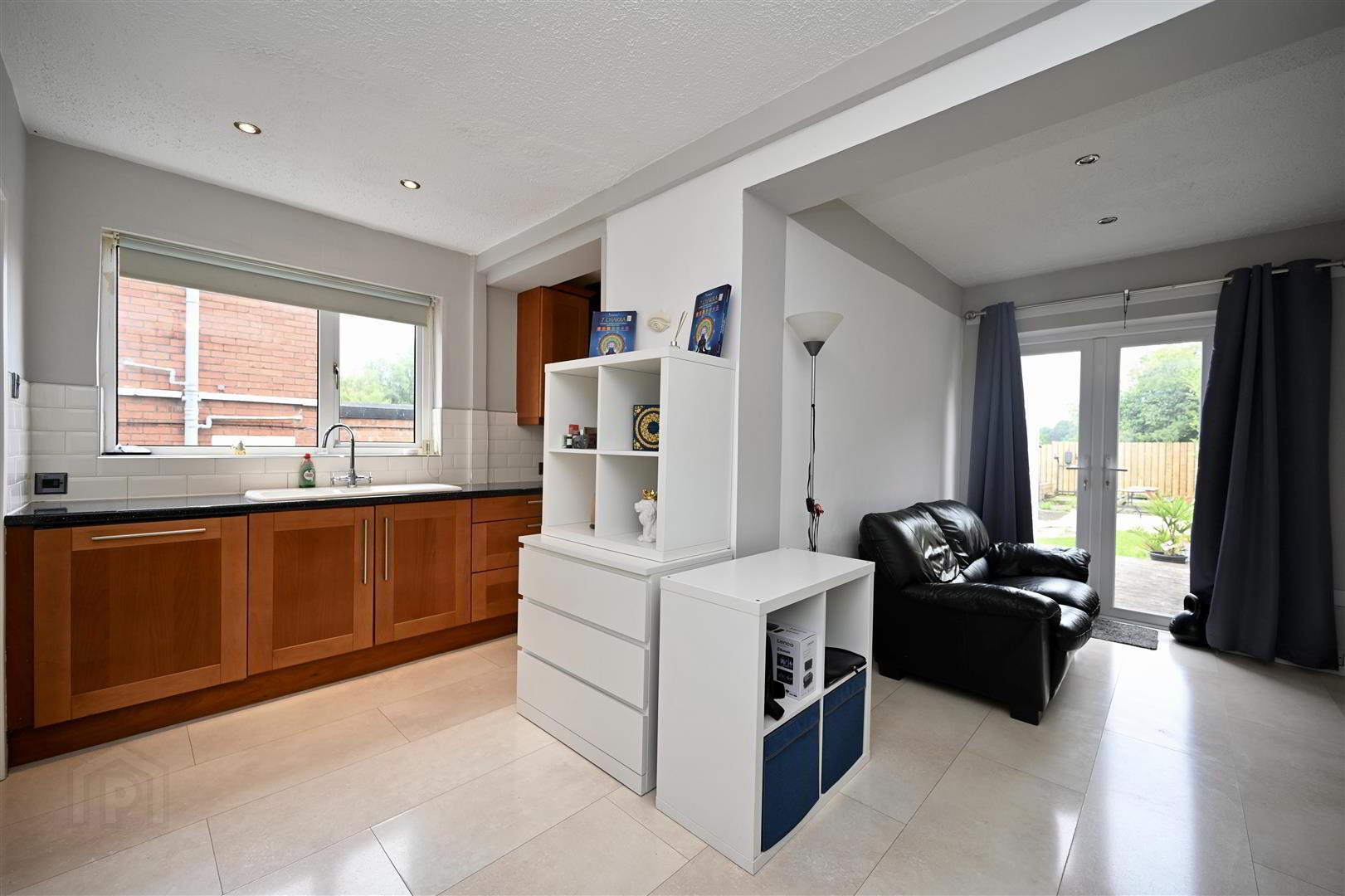 684 Oldpark Road 7 of 25