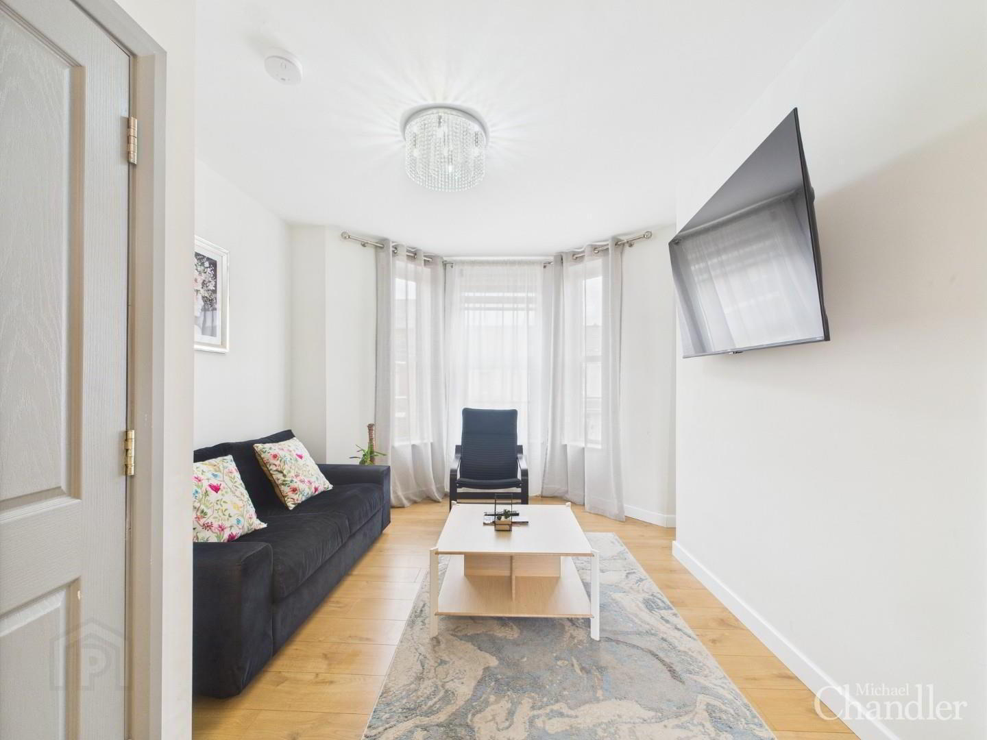 72a Cedar Avenue 3 of 11