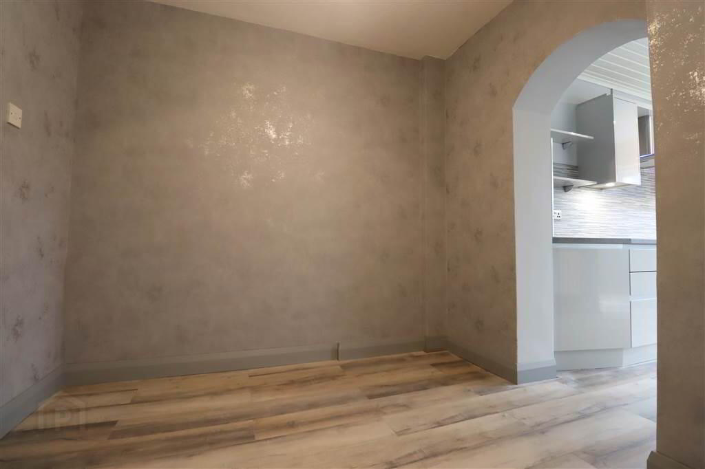 10 Windsor Avenue 6 of 18