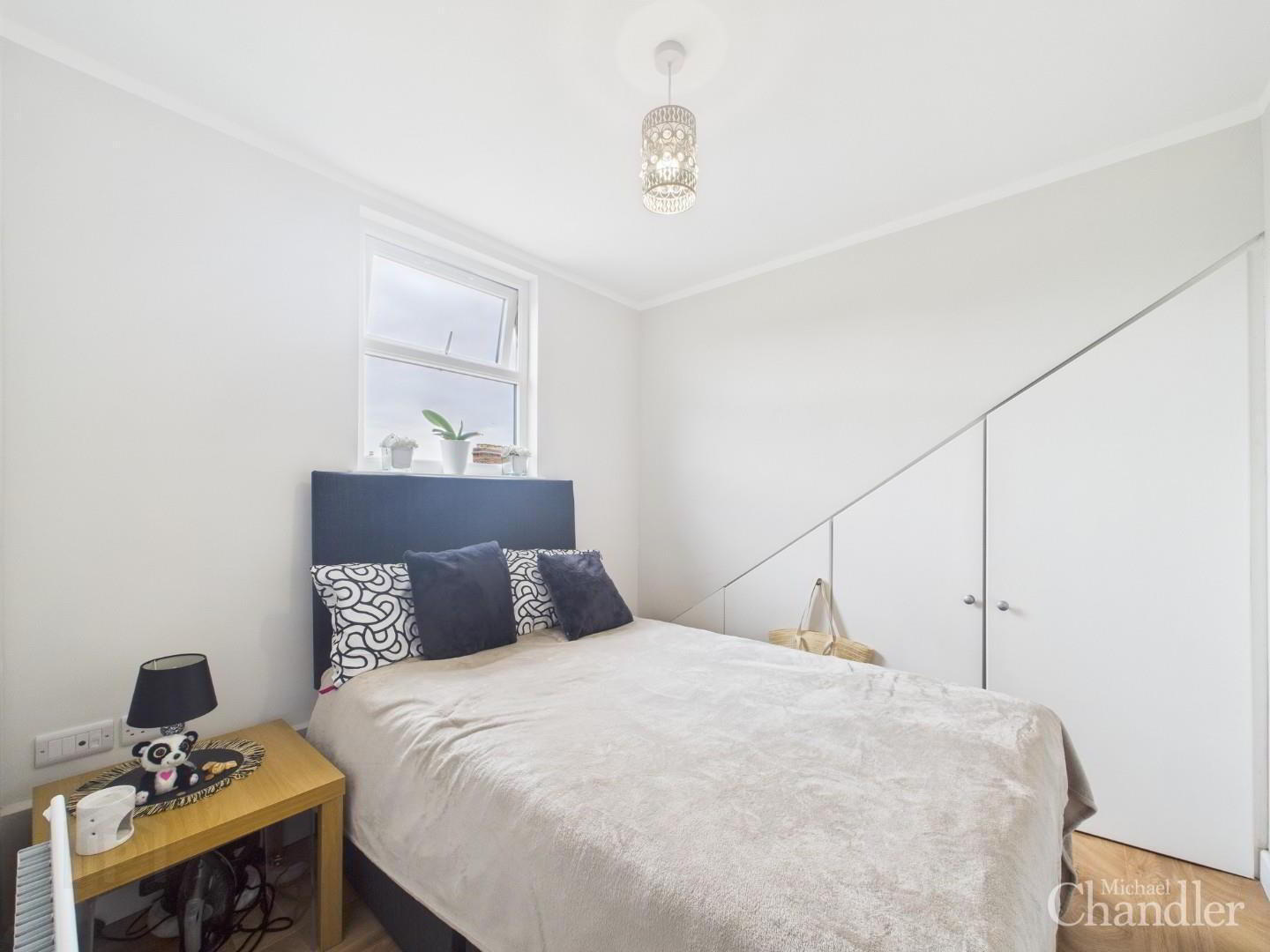 72b Cedar Avenue 8 of 10