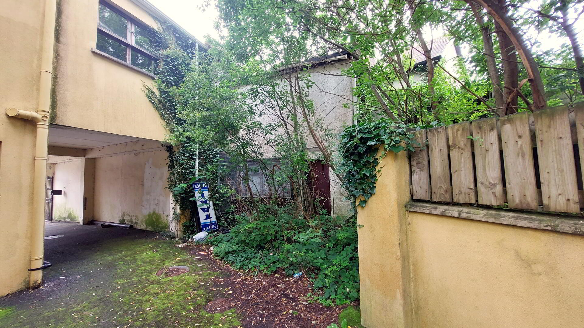 9 Ferguson Crescent 8 of 10