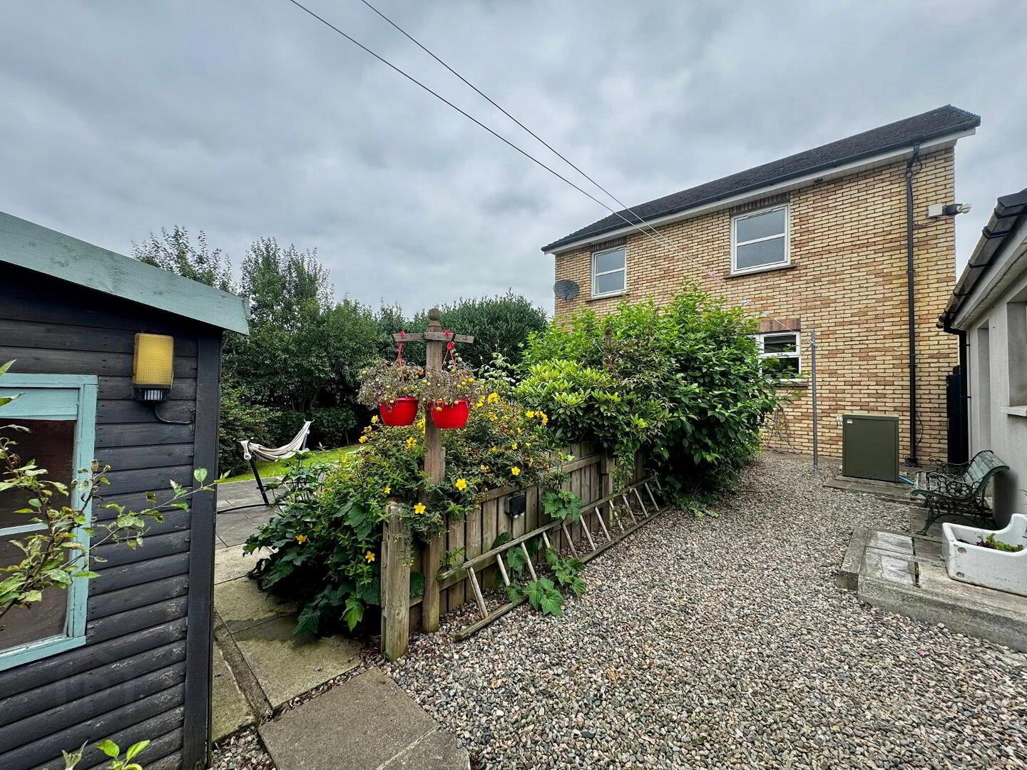 1 Castlewood Crescent 34 of 46