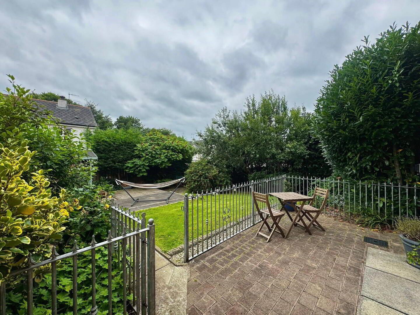 1 Castlewood Crescent 41 of 46