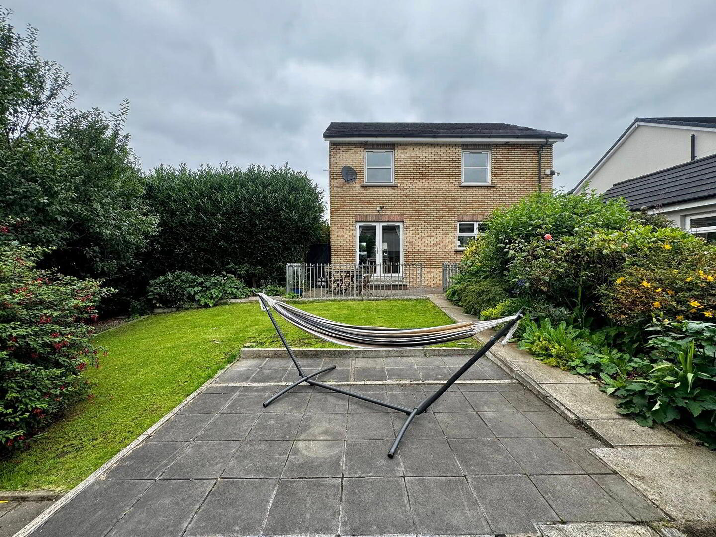 1 Castlewood Crescent 32 of 46