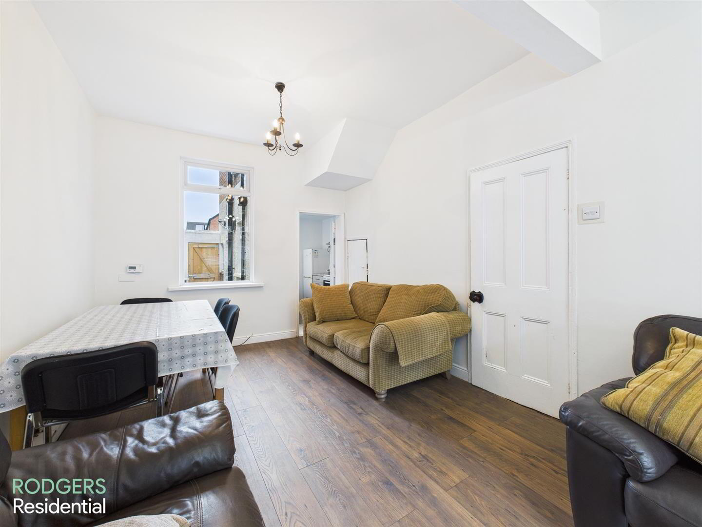 4 Victoria Avenue 5 of 12