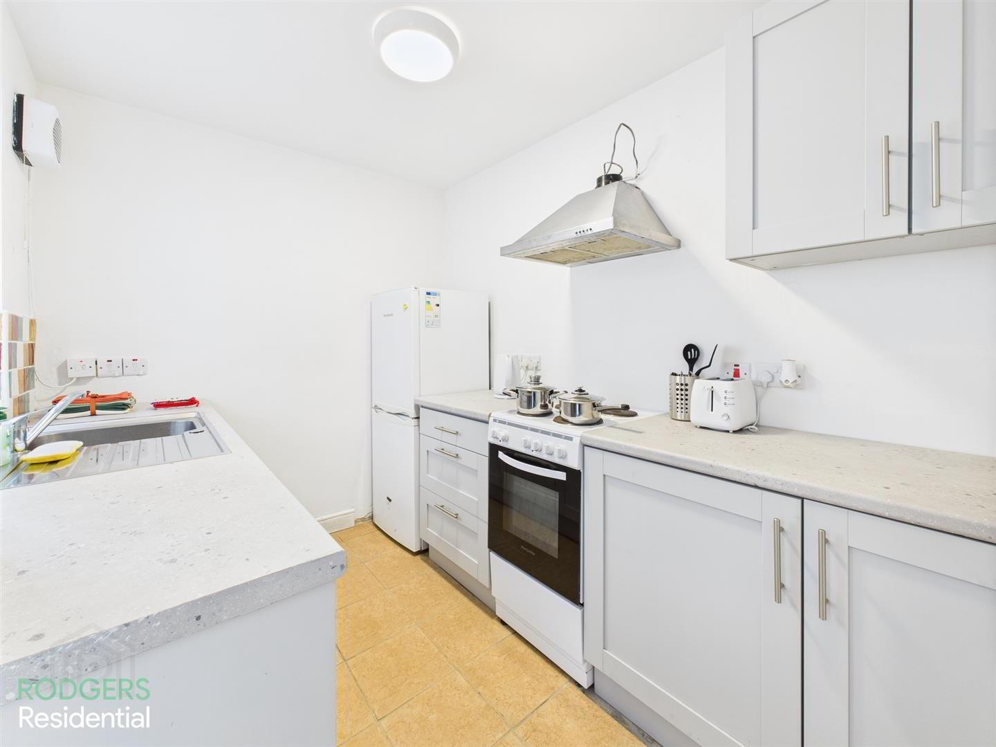 4 Victoria Avenue 7 of 12