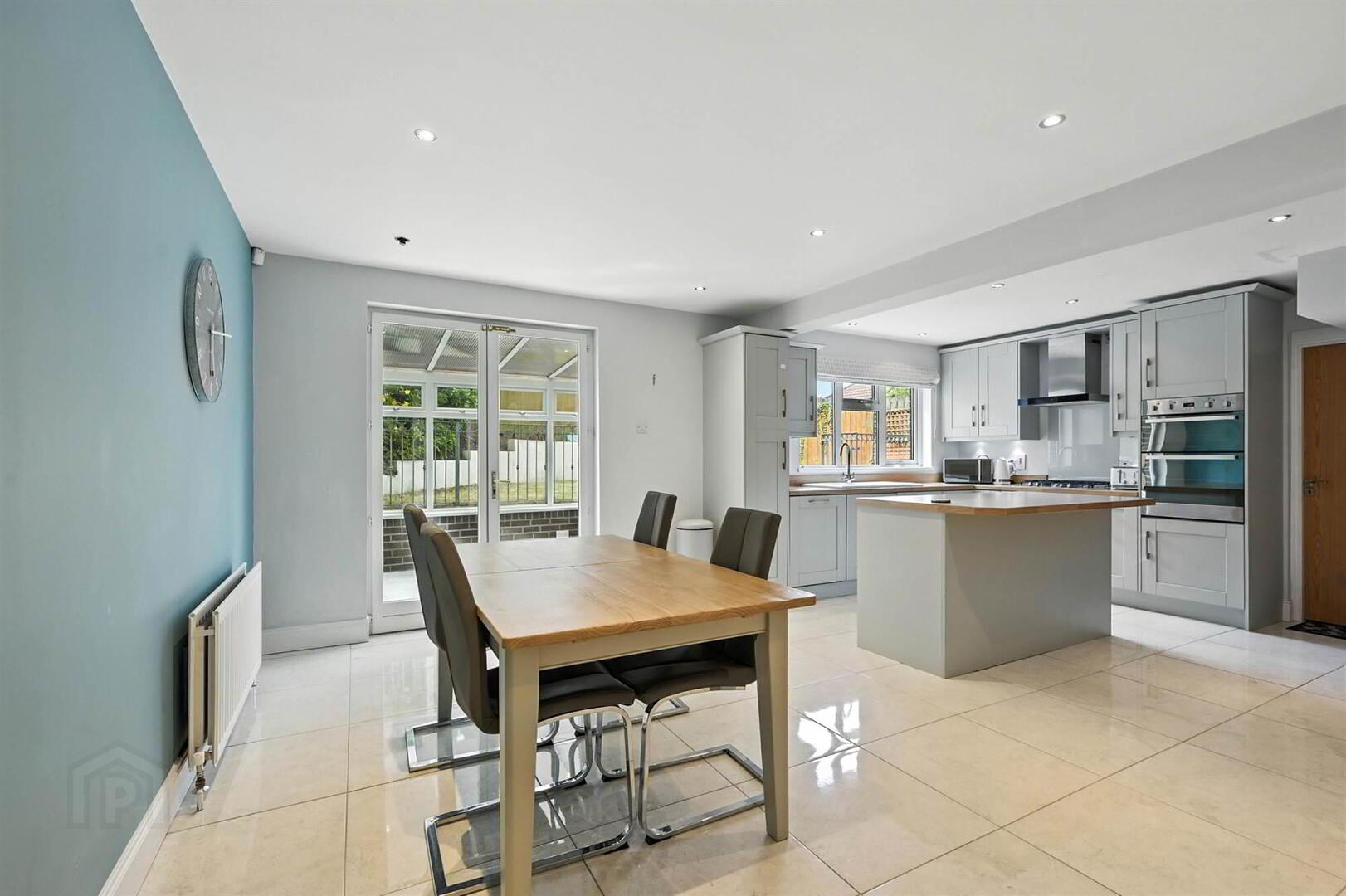 20 Schomberg Avenue 7 of 20