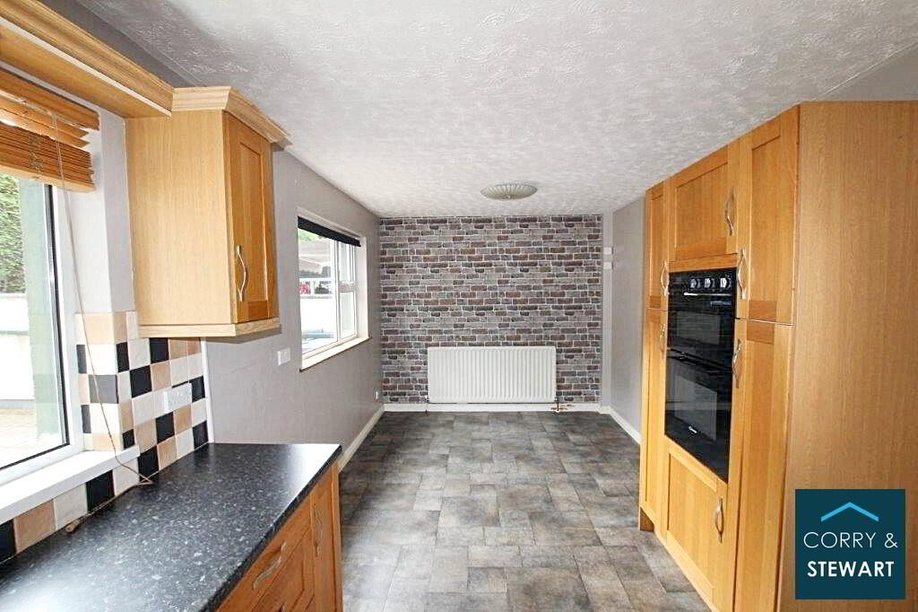 38 Sperrin Park 5 of 17