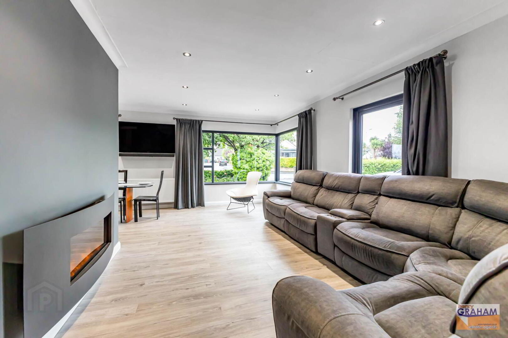 8 Sandyhill Avenue 5 of 24