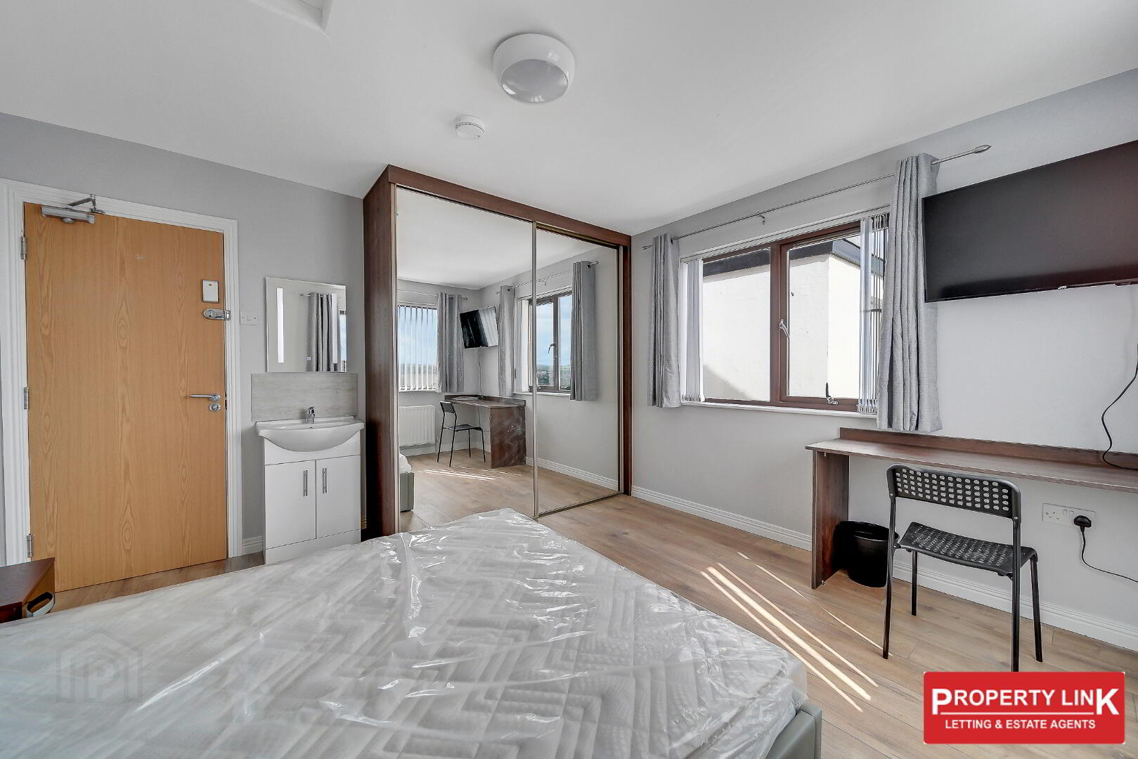 STUDENT ACCOMMODATION, 11 Park Avenue 11 of 15