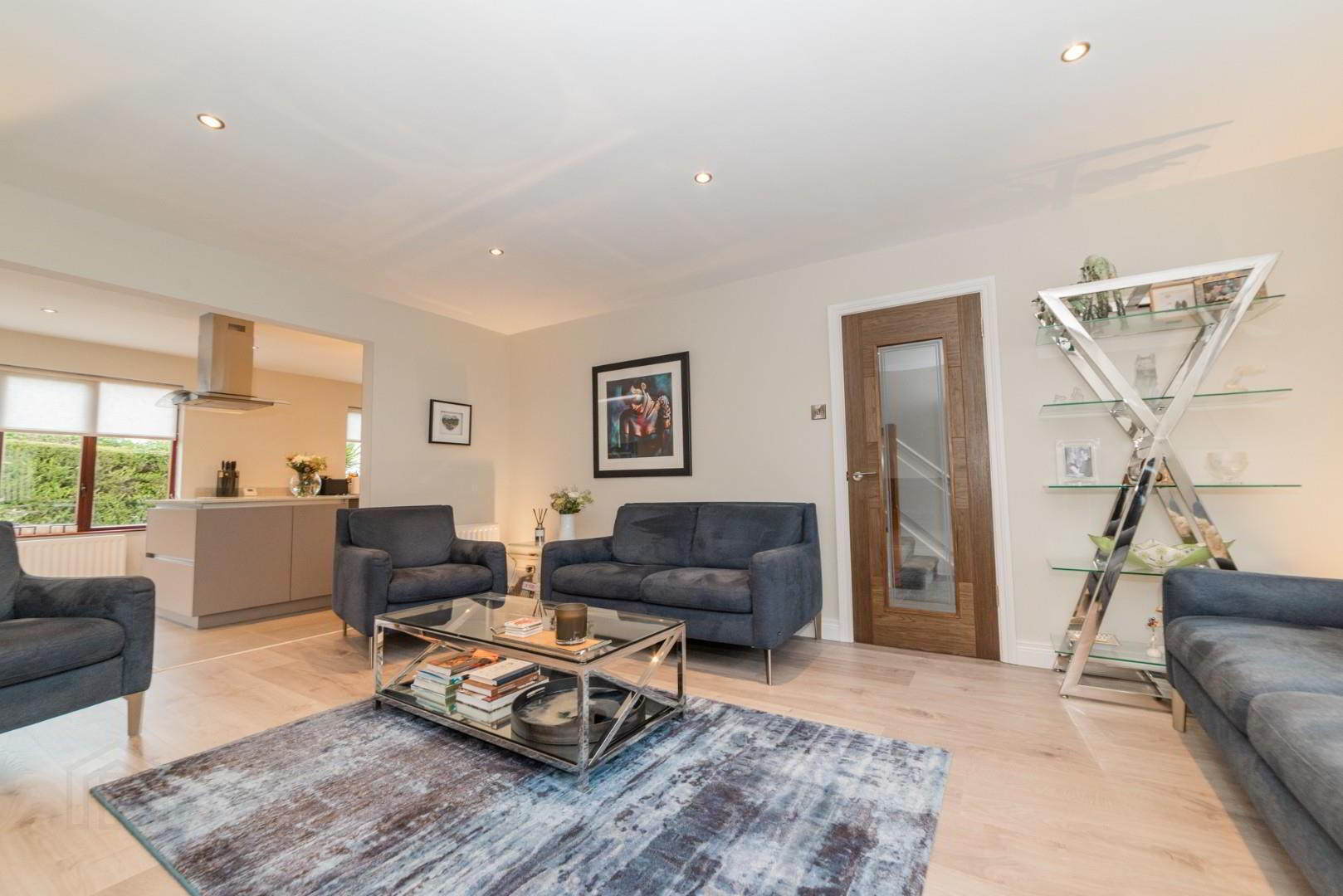 6 Glencroft Avenue 5 of 27