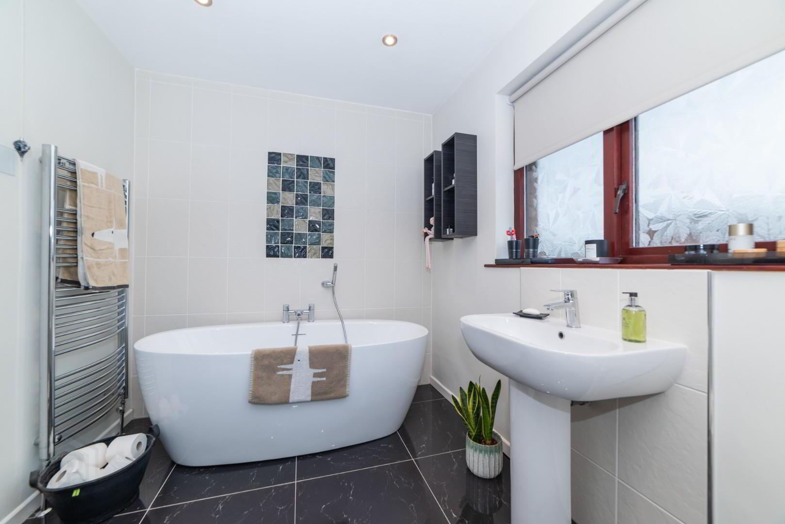 6 Glencroft Avenue 21 of 27