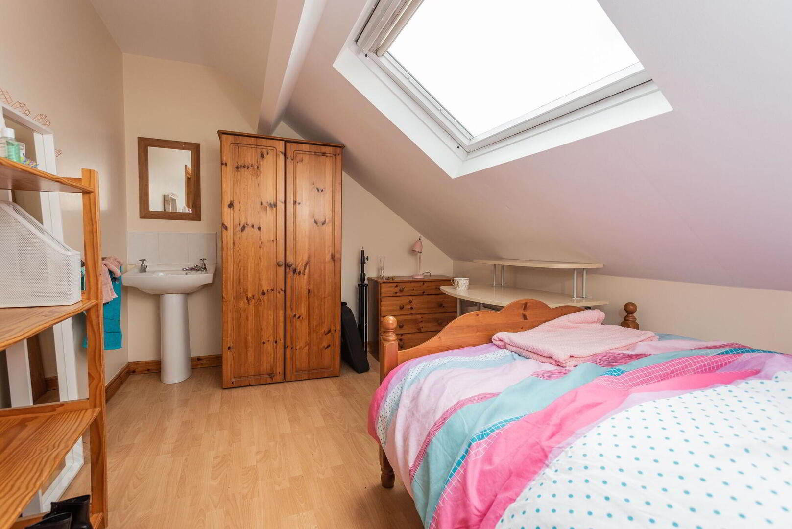 8 Cadogan Street 9 of 11