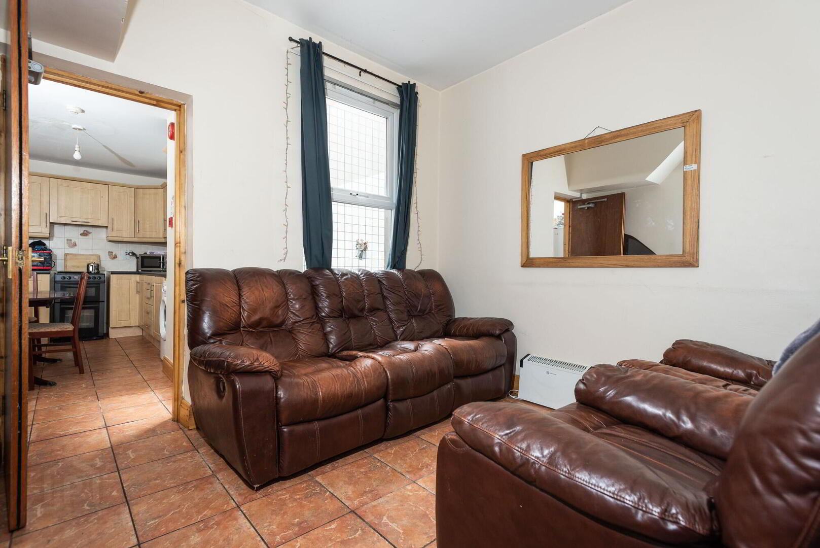 8 Cadogan Street 3 of 11