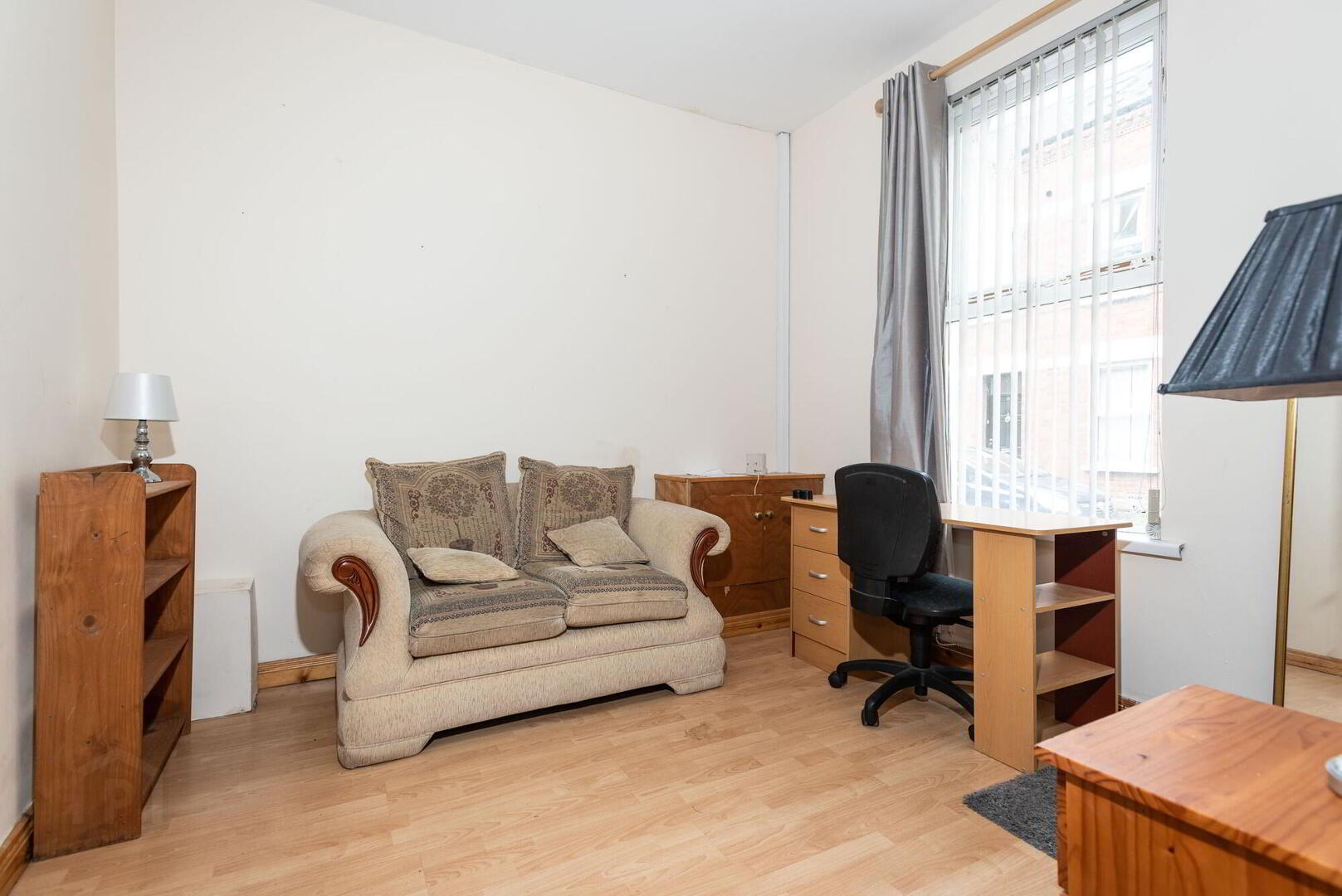 property description image