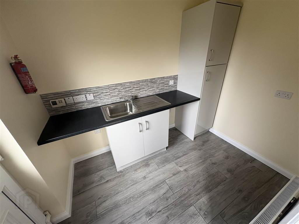 6 Bronte Court 5 of 14