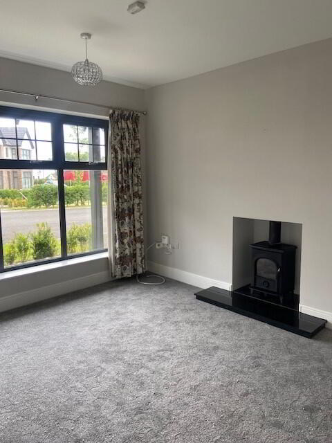 27 Barton Gardens 2 of 8
