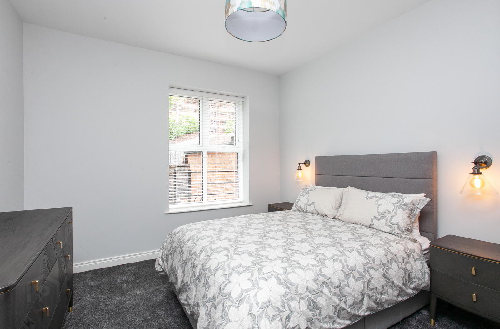 Apartment 2 Hazelbank House 4 Lady Ishbel Boulevar 15 of 20
