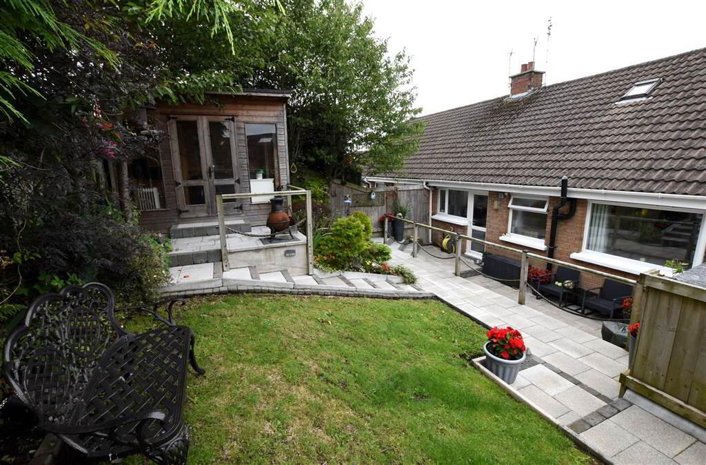 22 Saratoga Avenue 30 of 32