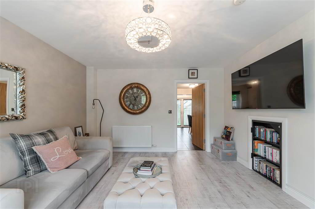 5 Eaton Court 9 of 27