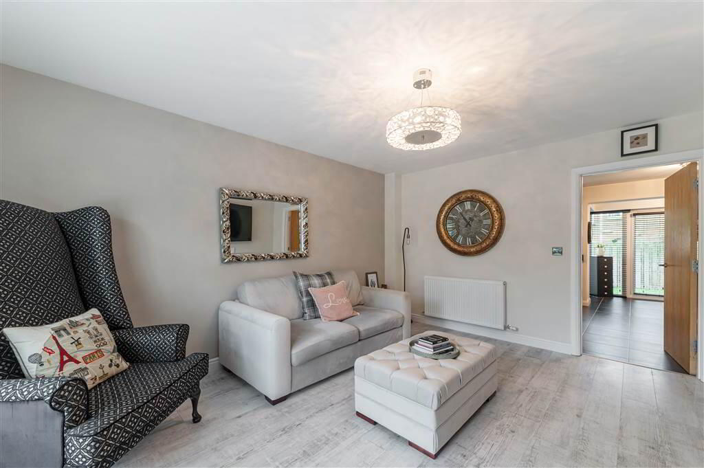5 Eaton Court 6 of 27