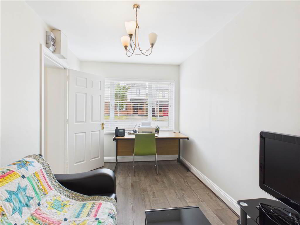 17 Appian Grove 4 of 12