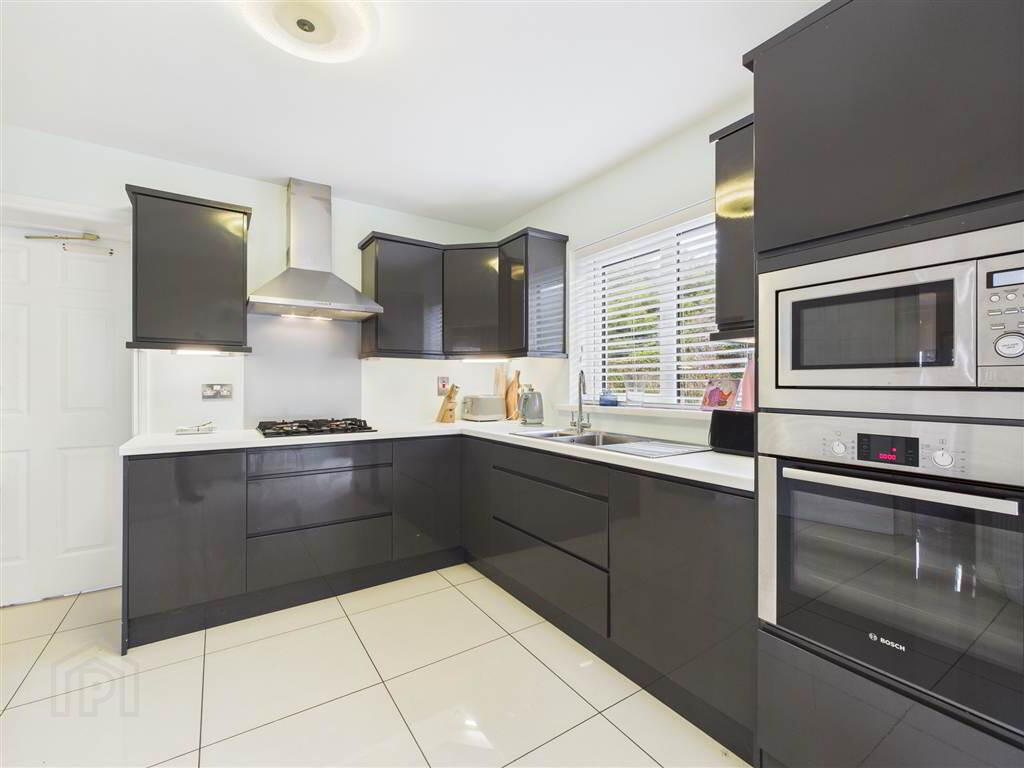 17 Appian Grove 6 of 12