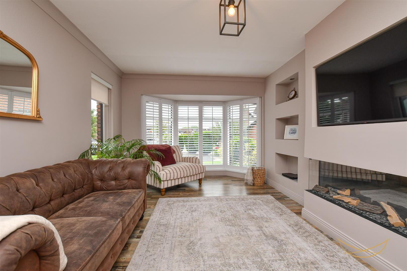 10 Burnet Close 8 of 64