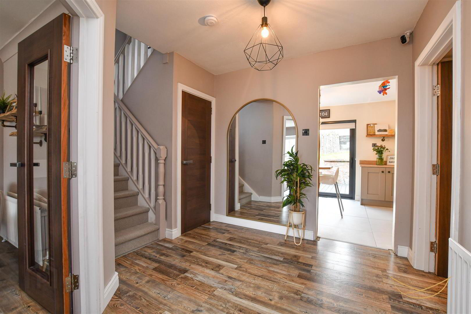 10 Burnet Close 5 of 64
