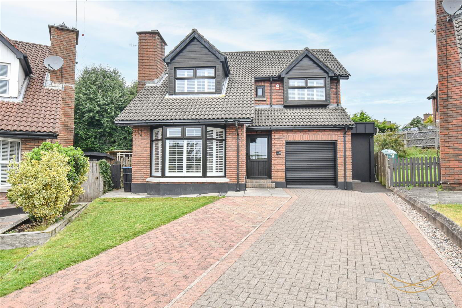 10 Burnet Close 1 of 64