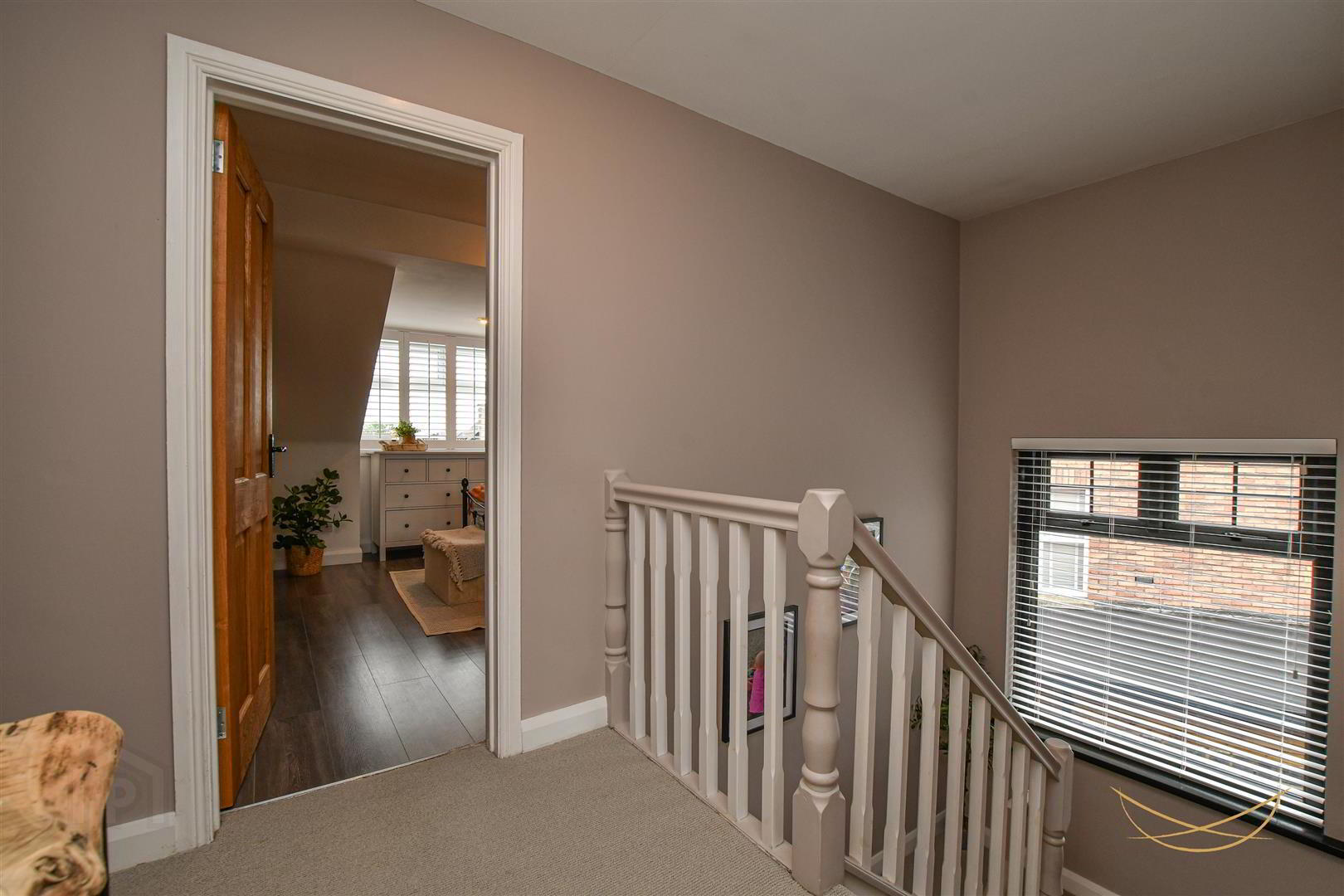 10 Burnet Close 34 of 64