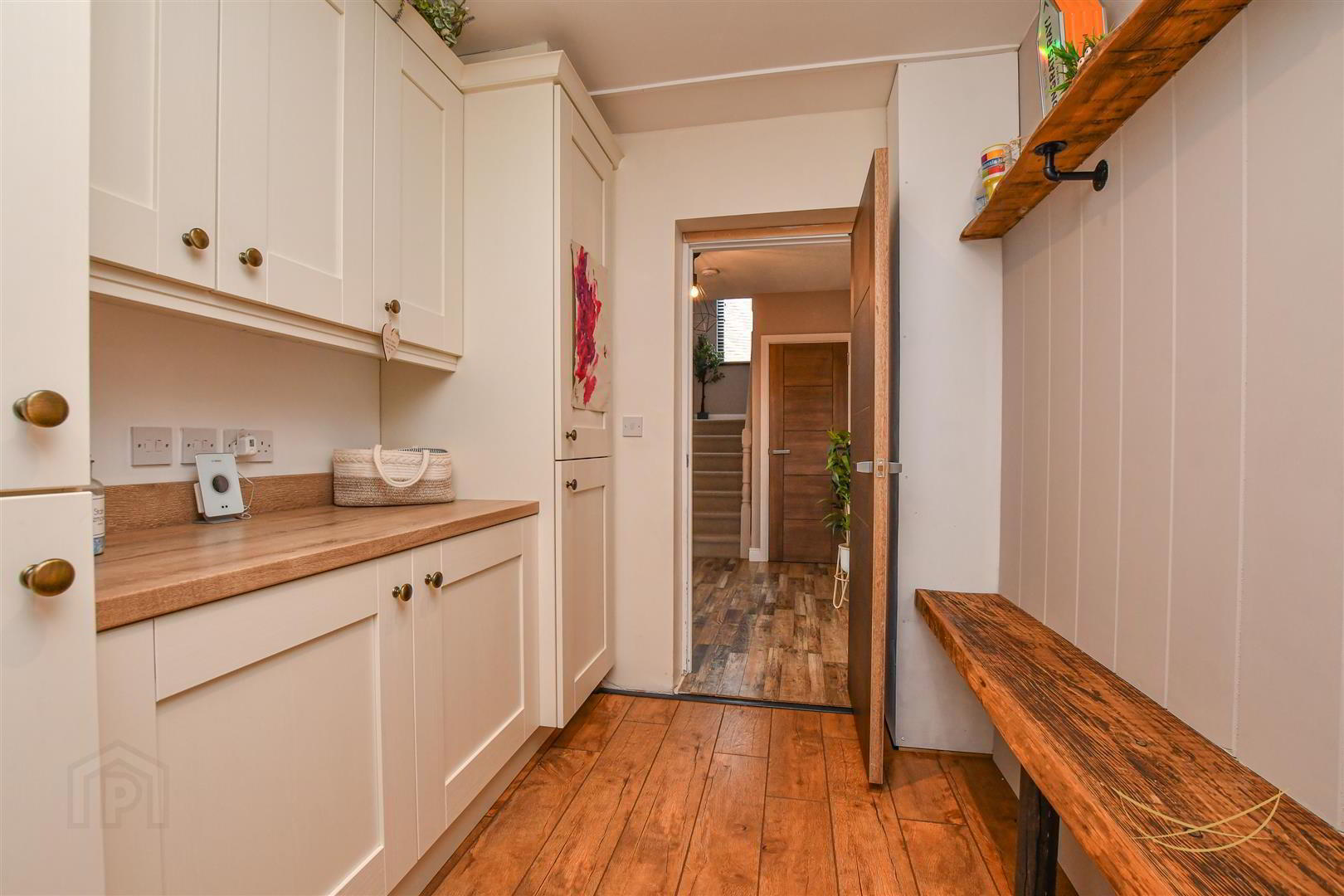 10 Burnet Close 26 of 64