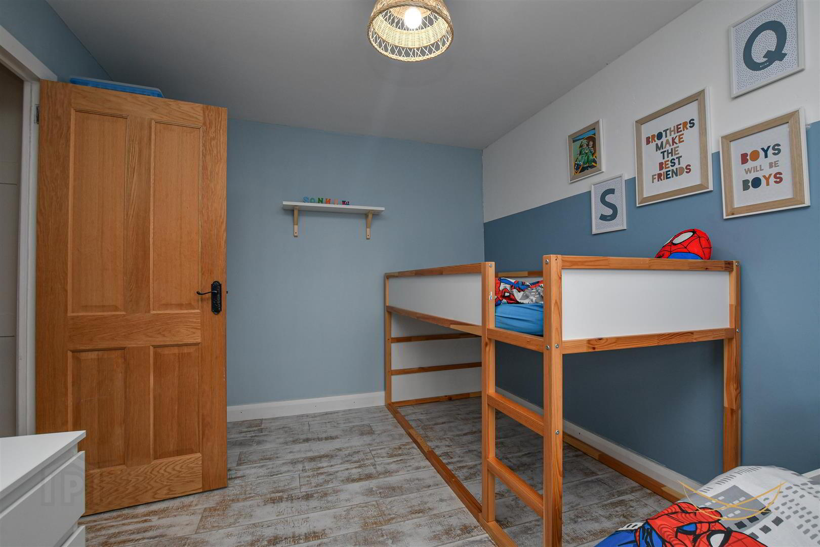10 Burnet Close 50 of 64