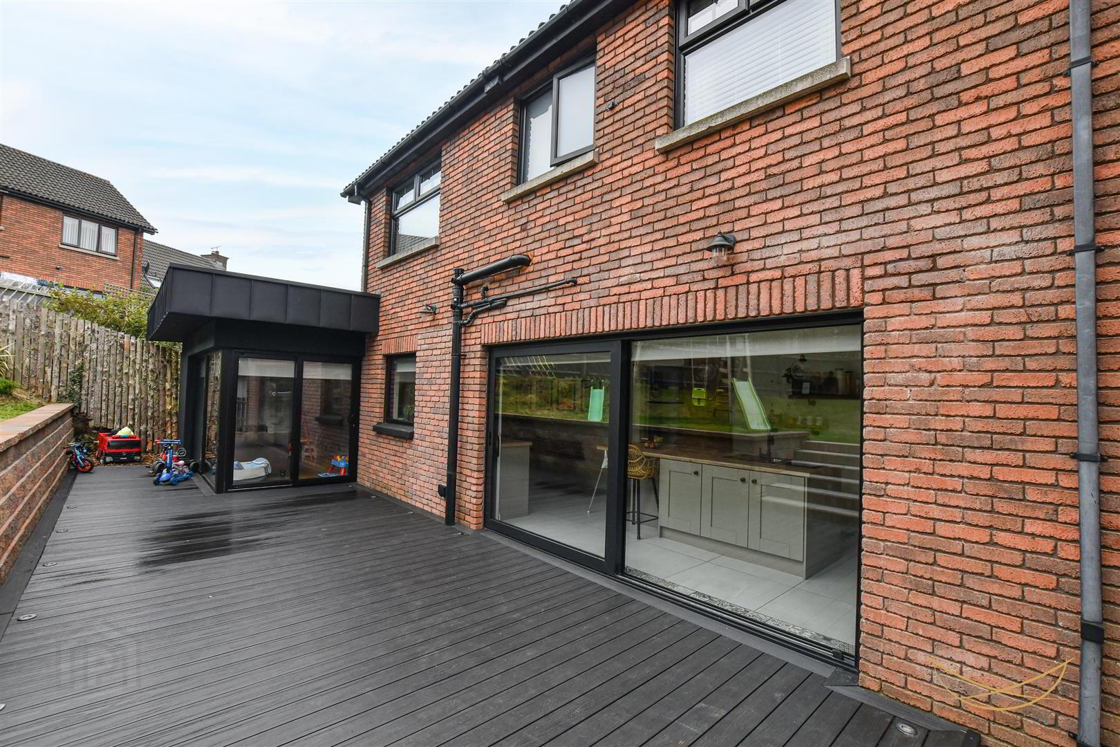 10 Burnet Close 54 of 64