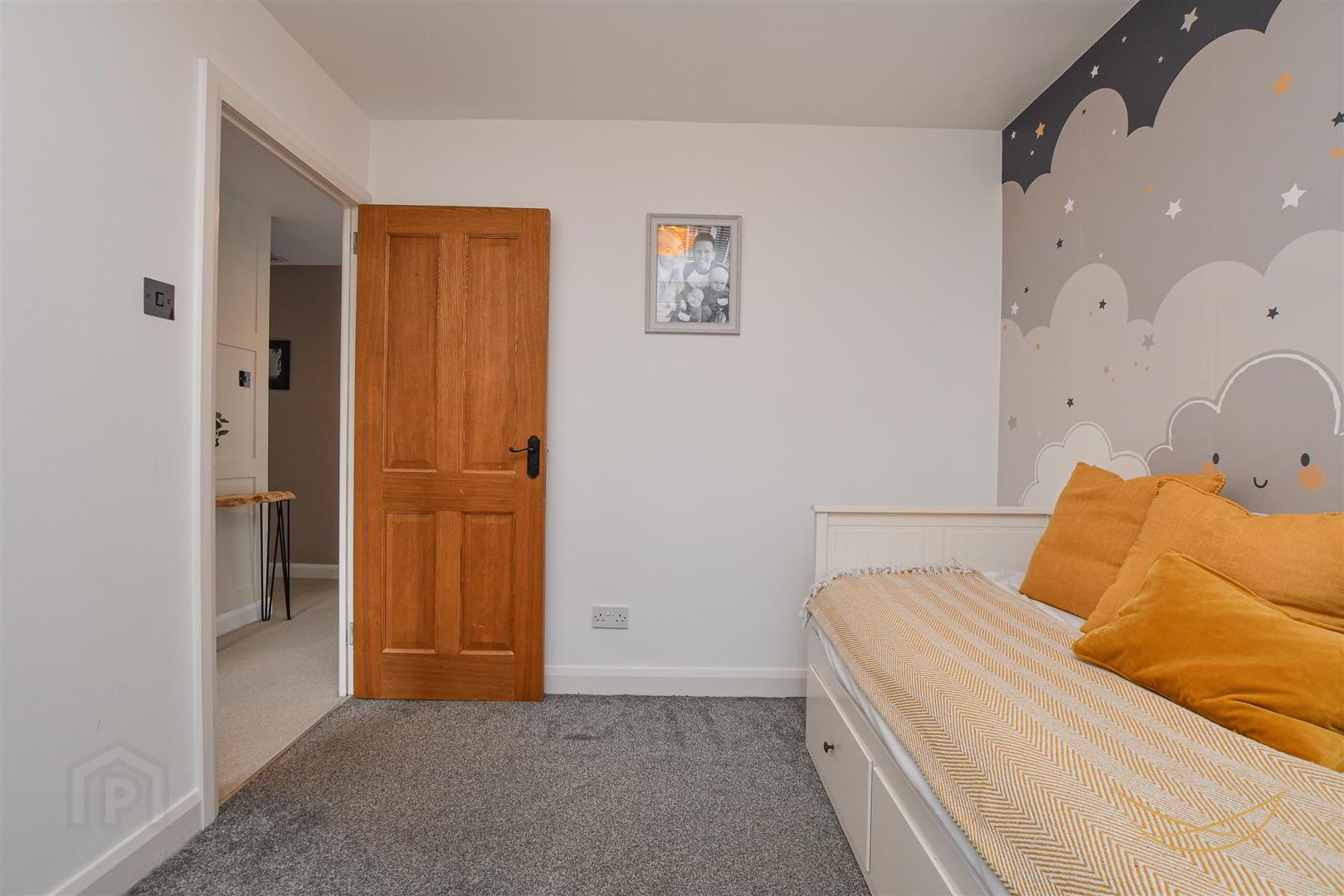 10 Burnet Close 52 of 64
