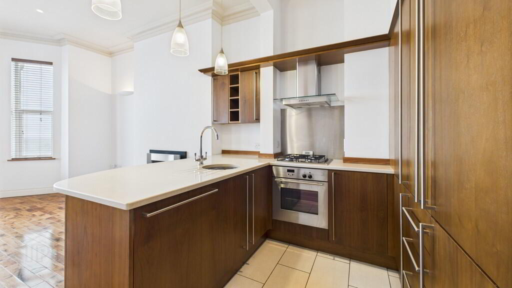Apt. 2, 76 Seacliff Road 3 of 12