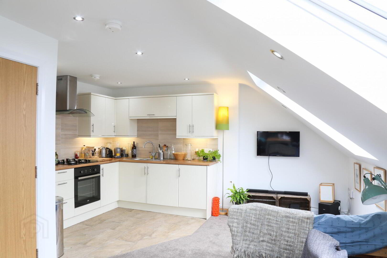 26b Sandown Road, 26b Sandown Road Ballyhackamore , BELFAST 6 of 12