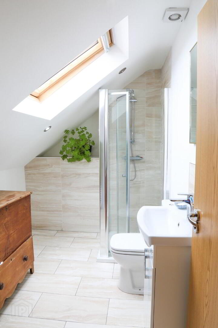 26b Sandown Road, 26b Sandown Road Ballyhackamore , BELFAST 11 of 12