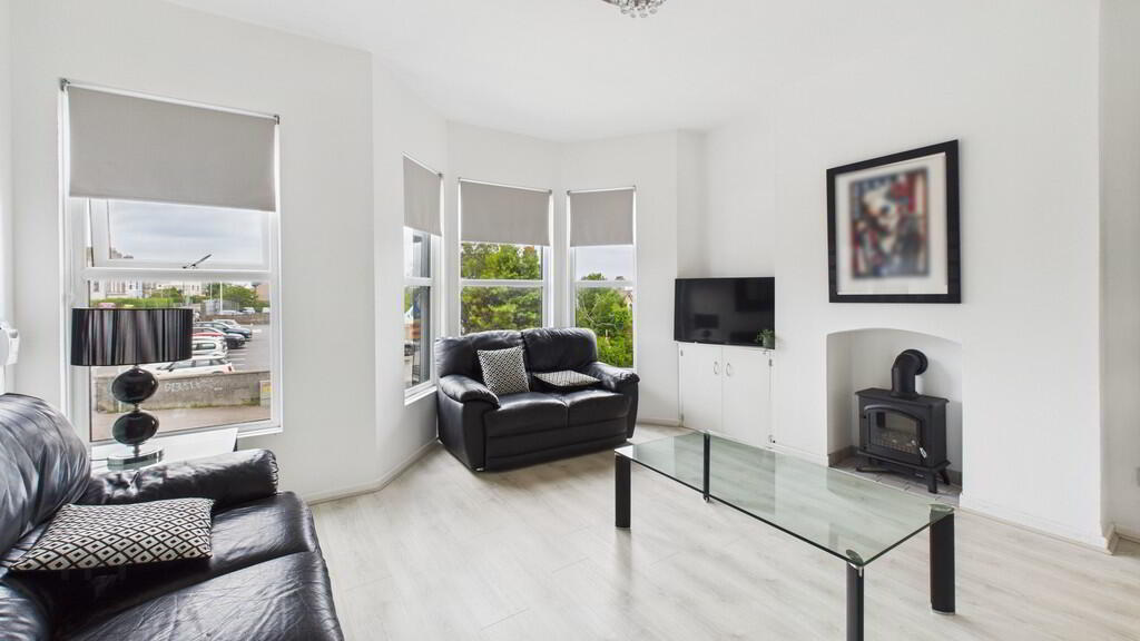 4 & 4a Donaghadee Road 8 of 19