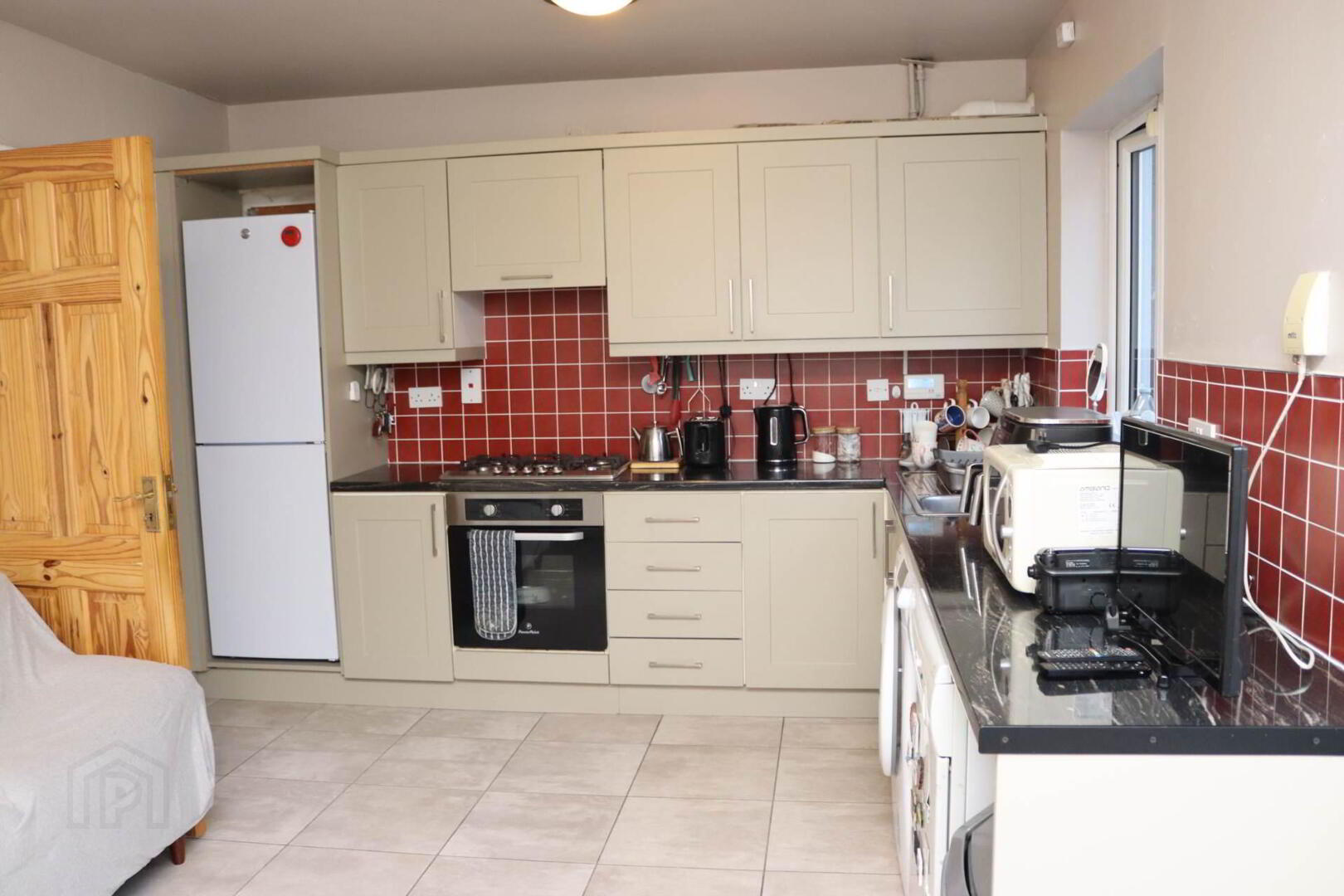 22 Ash Park Court 5 of 15