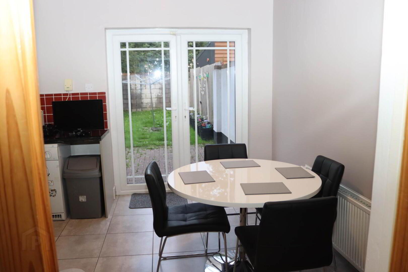 22 Ash Park Court 7 of 15