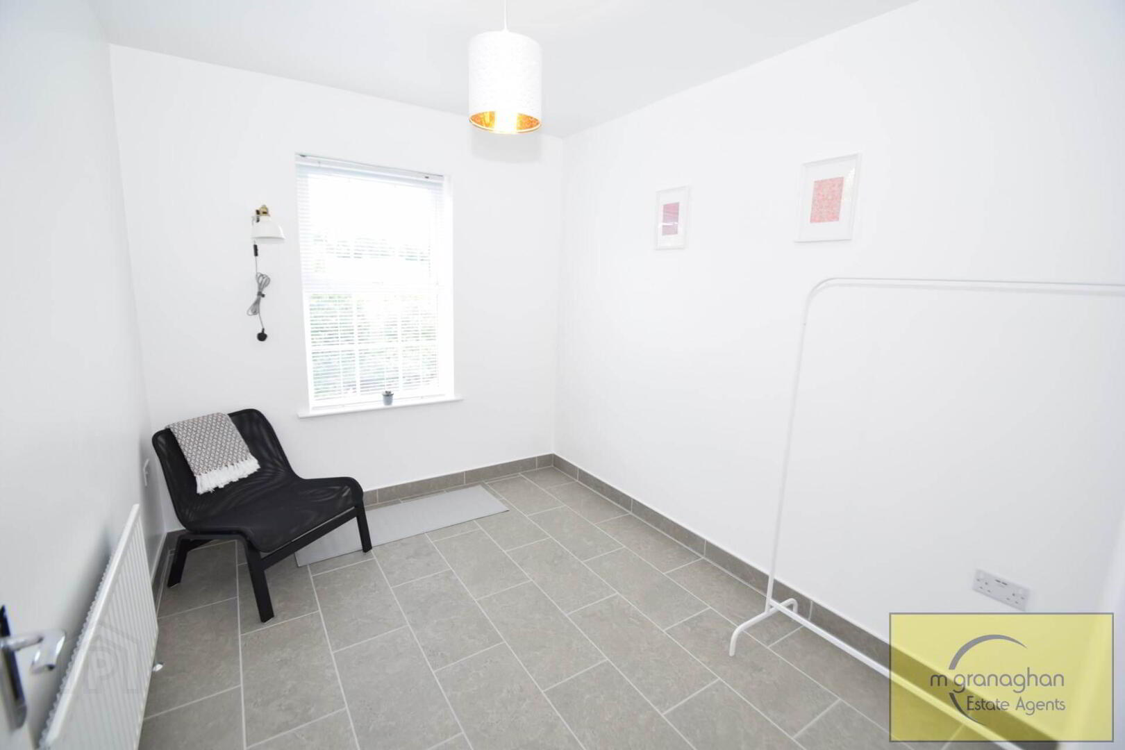 Apt 8, St Marys Gardens 18 of 28