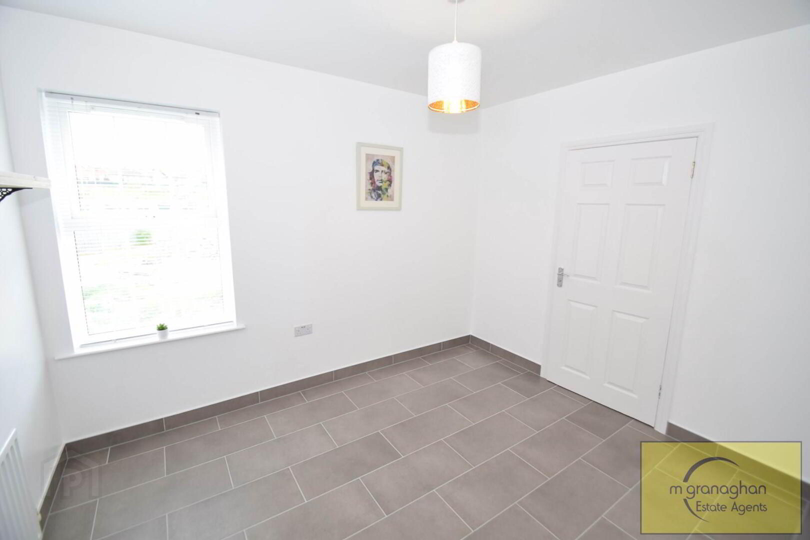 Apt 8, St Marys Gardens 15 of 28