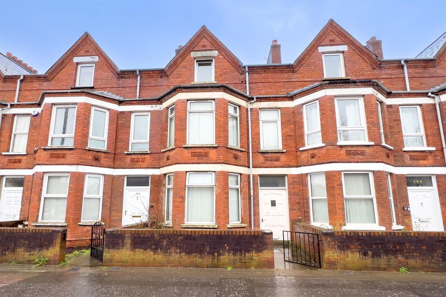 190 Ormeau Road 1 of 9