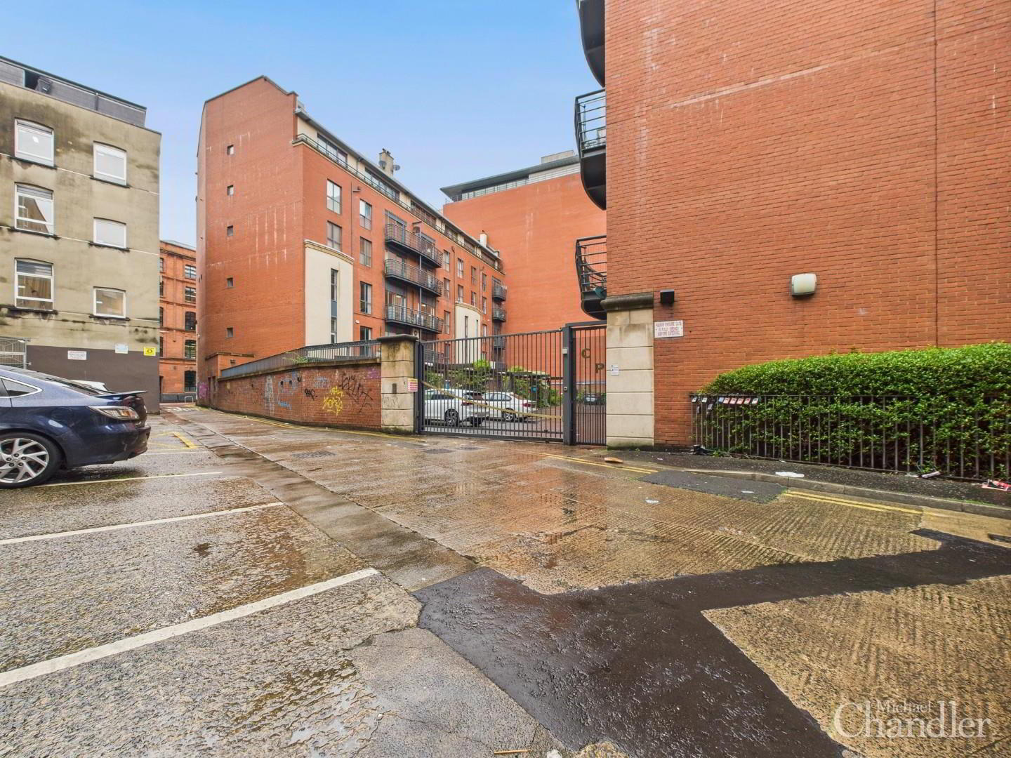 E5 Central Park, 33 Alfred Street 16 of 17