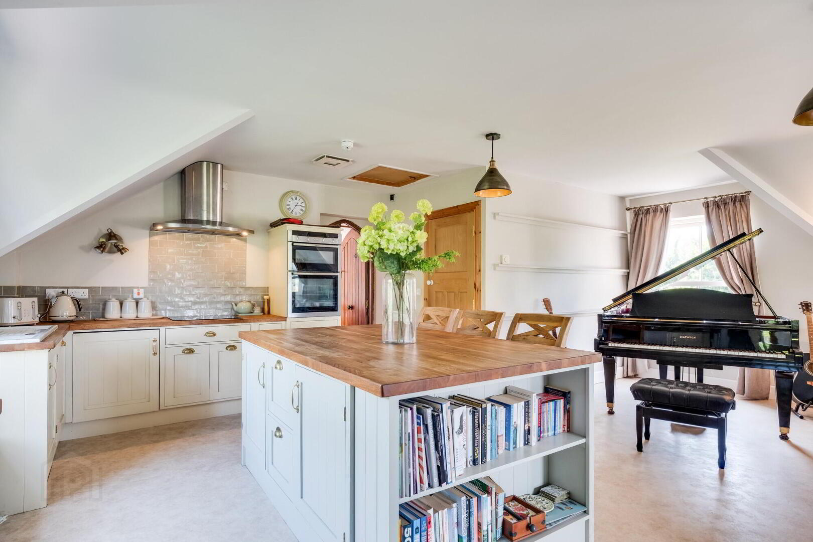 Belmore View, 113 Moybrone Road 7 of 40