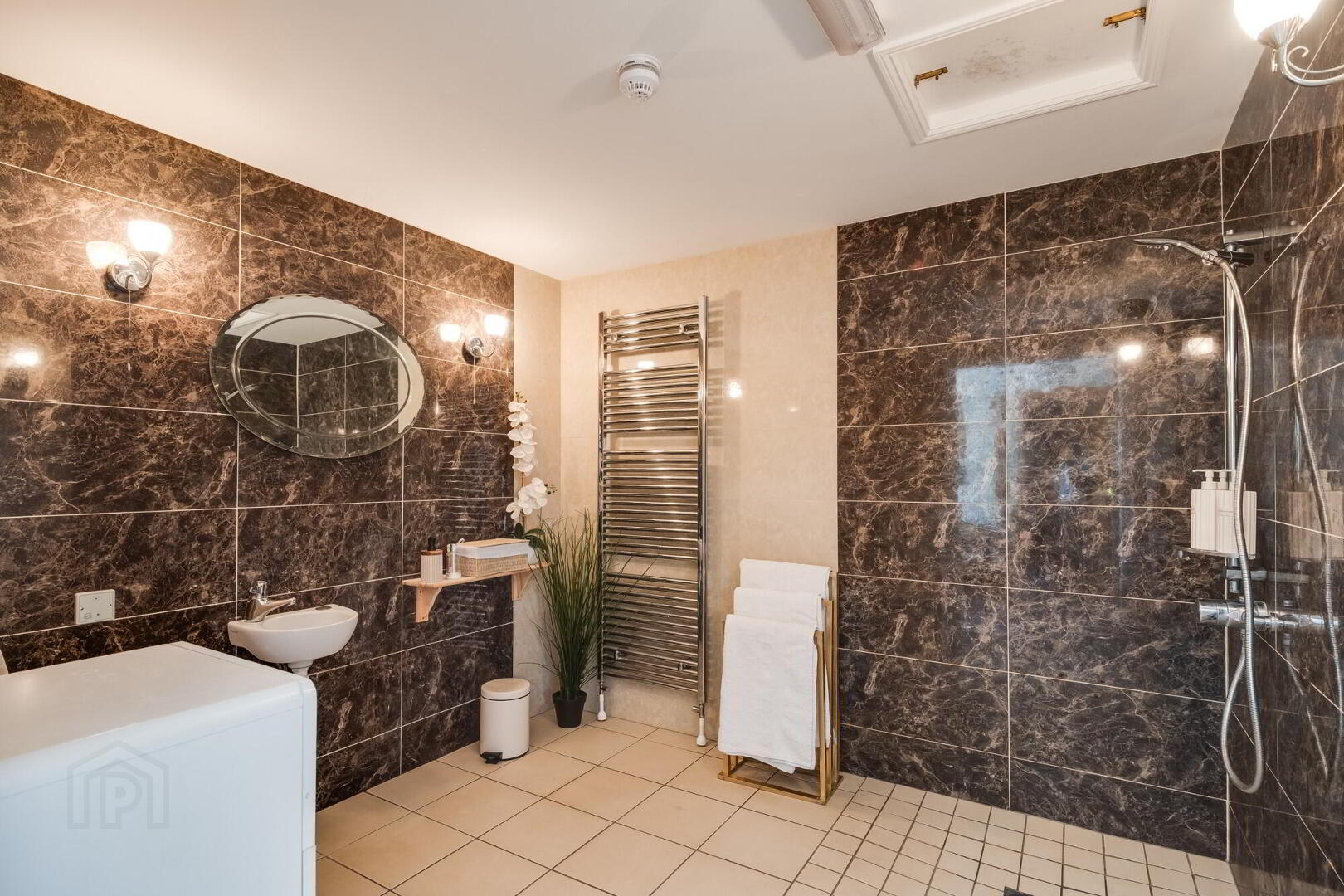 Belmore View, 113 Moybrone Road 26 of 40
