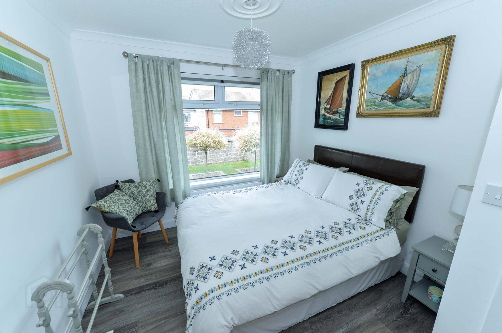 12 Craigowen Road 16 of 35