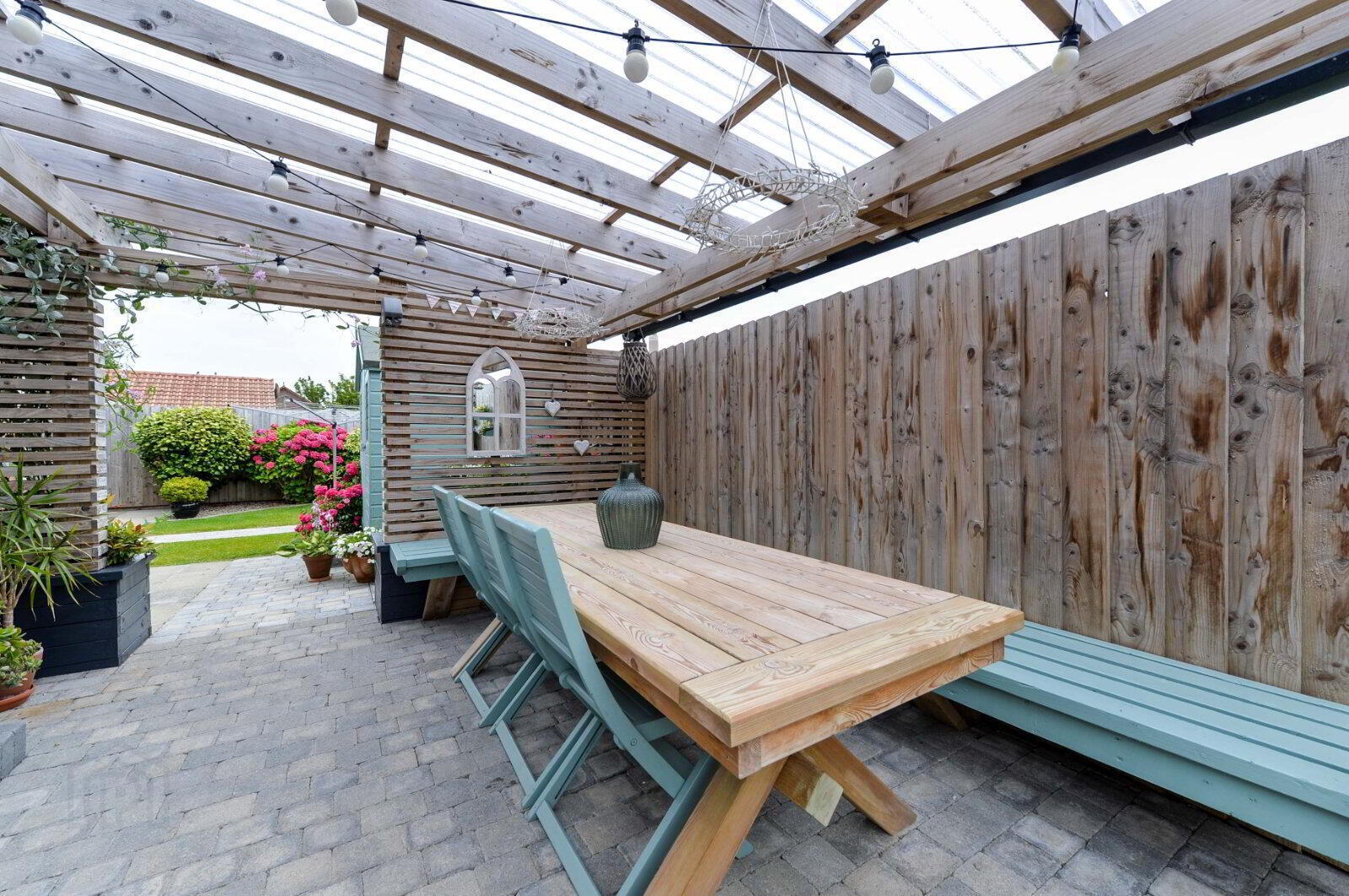 12 Craigowen Road 23 of 35