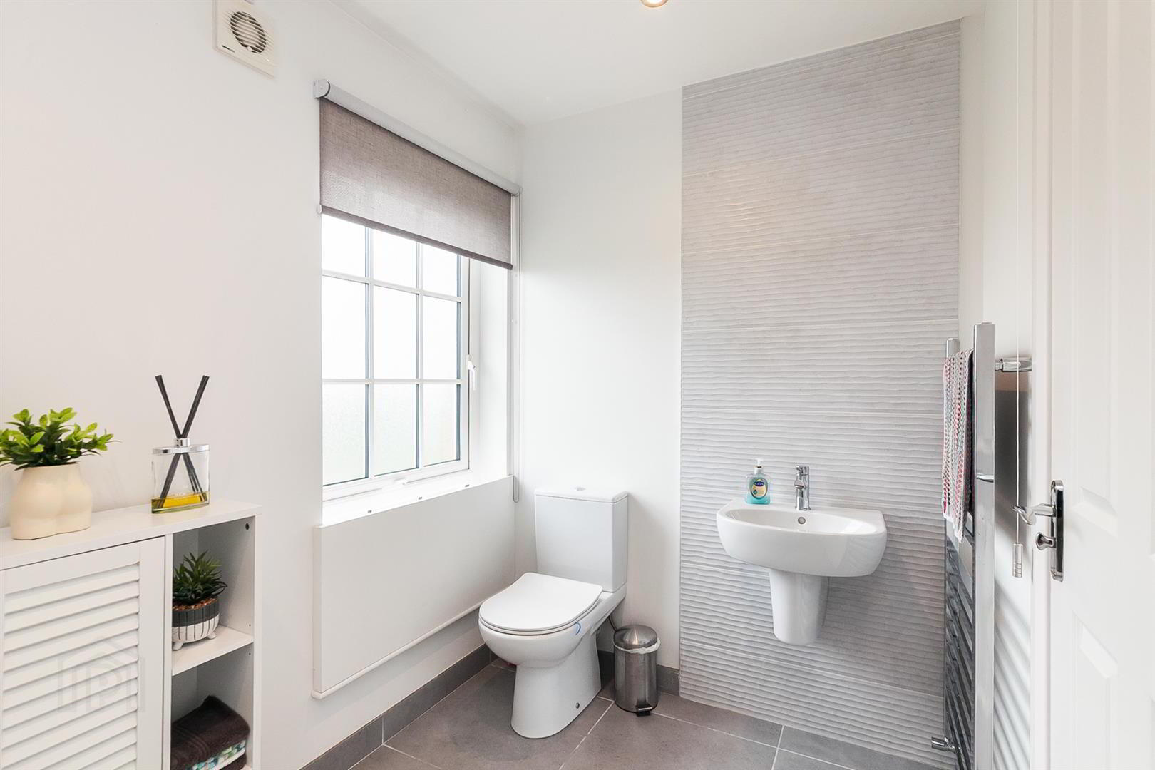 2a Lylehill Road East 20 of 25